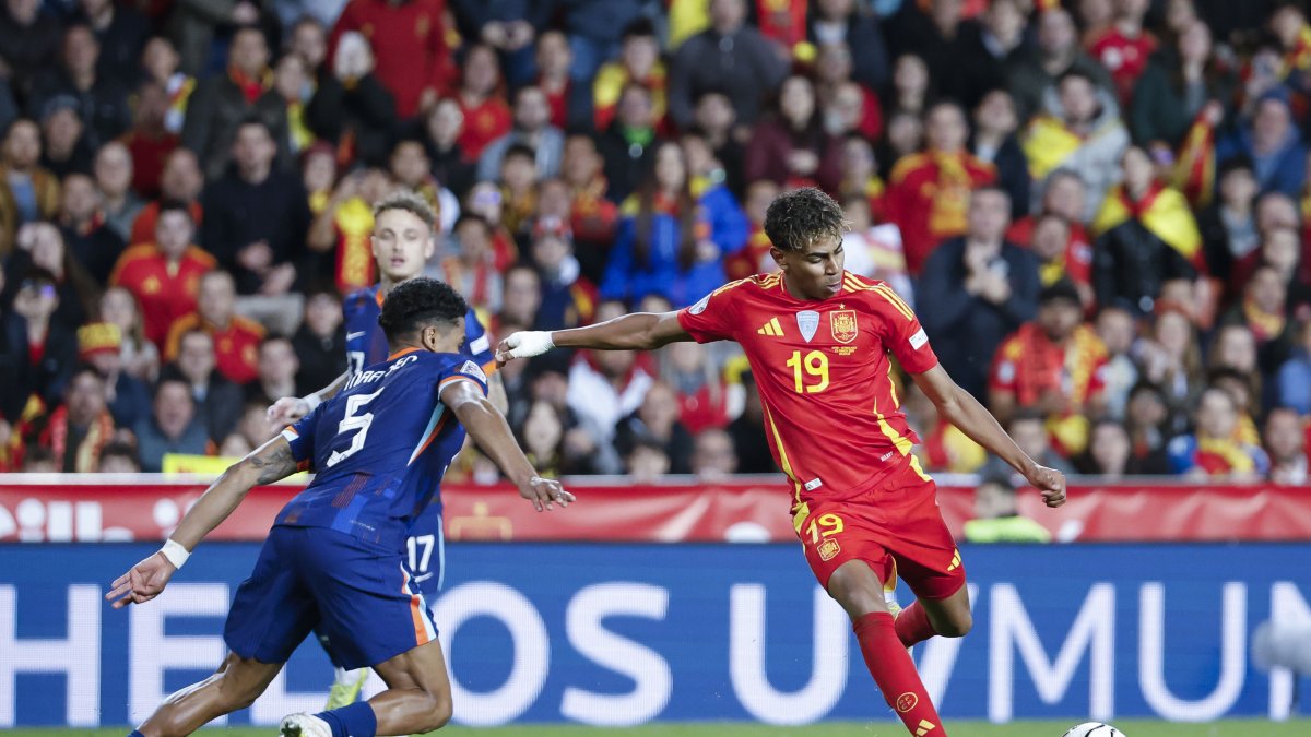 España y Países Bajos se enfrentaron por los cuartos de final de la Nations League.