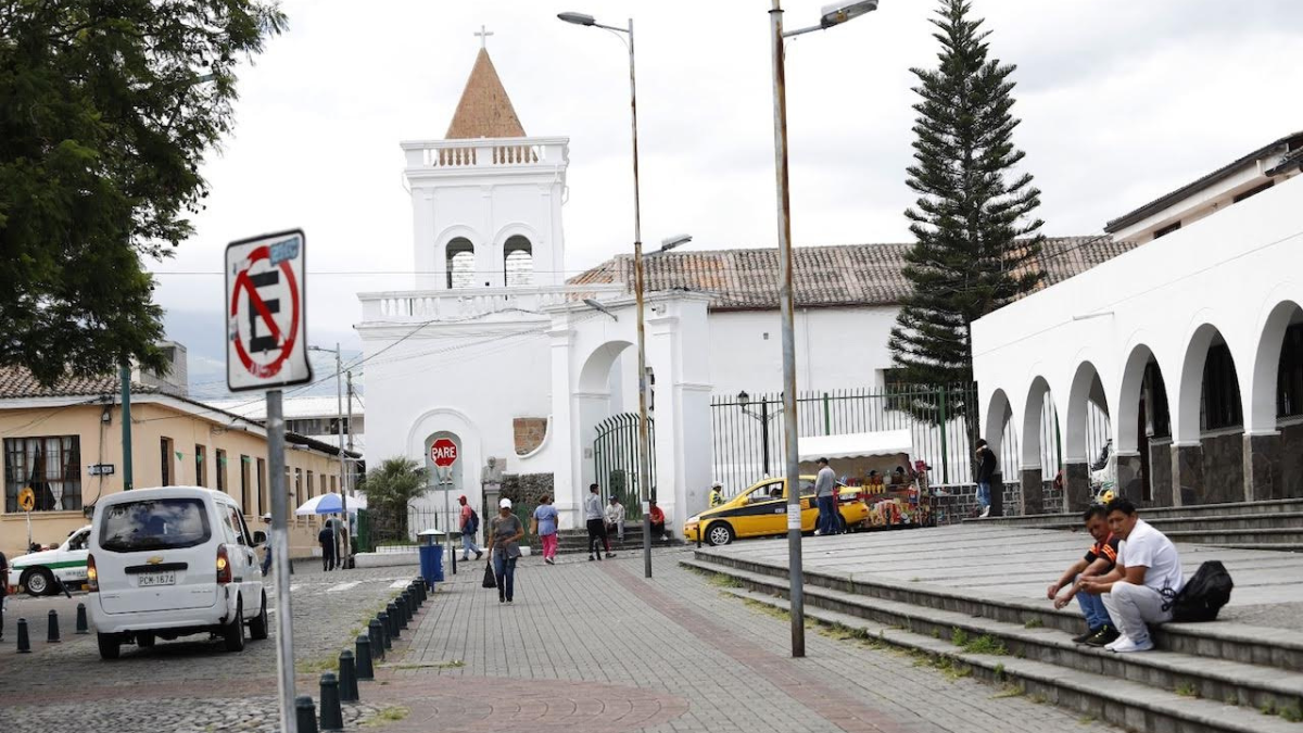 En Tumbaco, hay posiciones extremas en torno a la revocatoria del mandato a Pabel Muñoz.