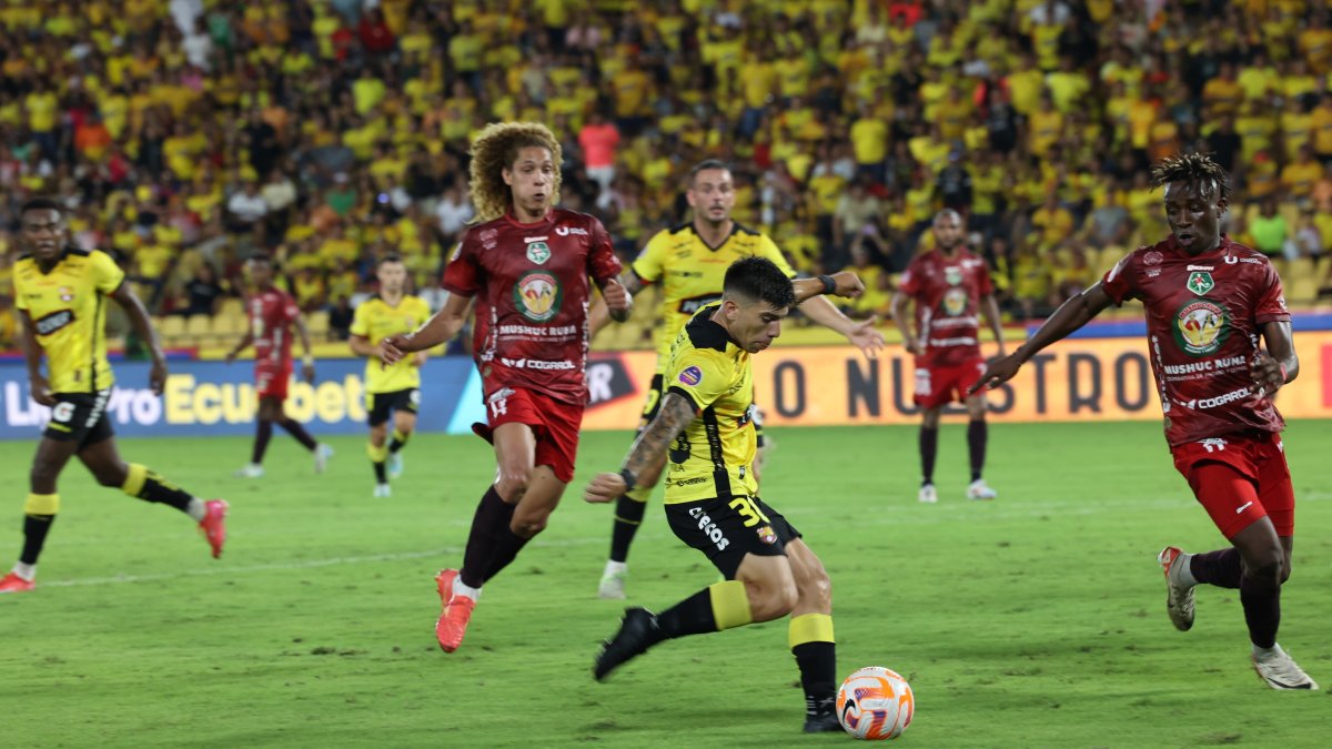 Barcelona SC es el único líder de la LigaPro 2025.