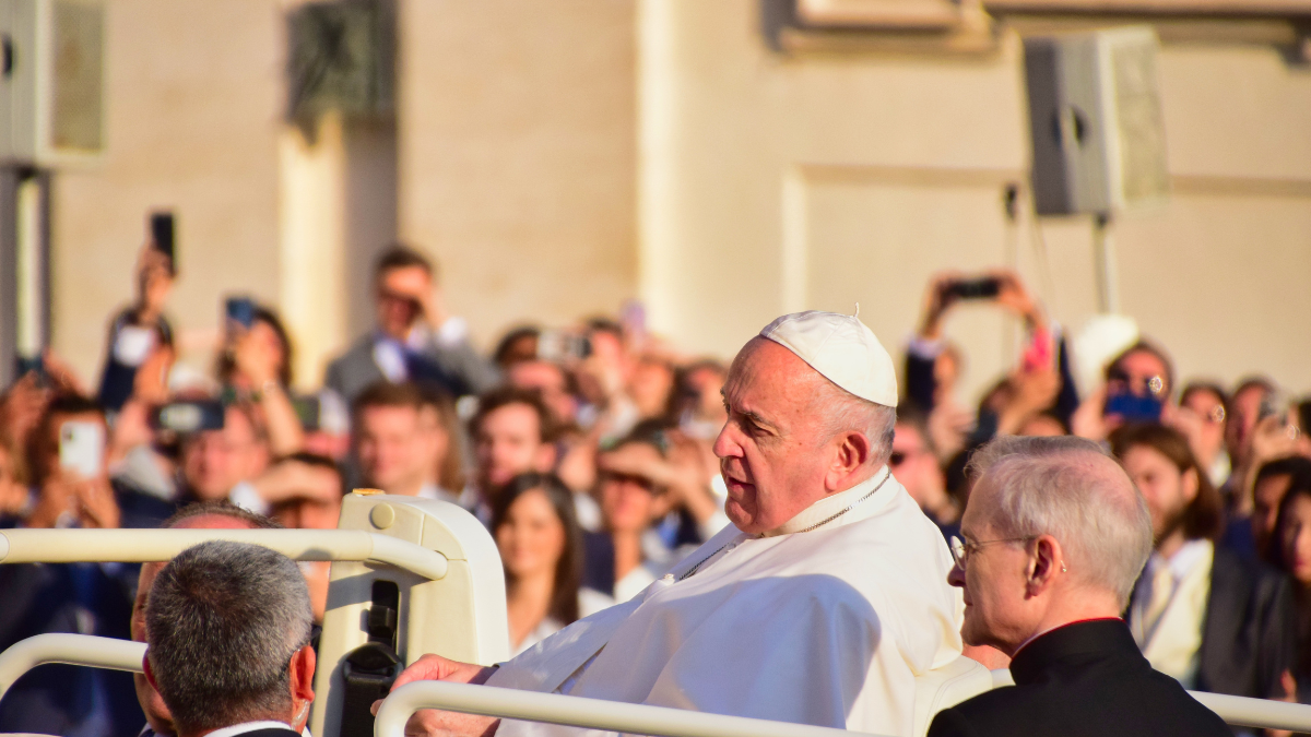 La salud del Papa Francisco sigue siendo una preocupación en el Vaticano
