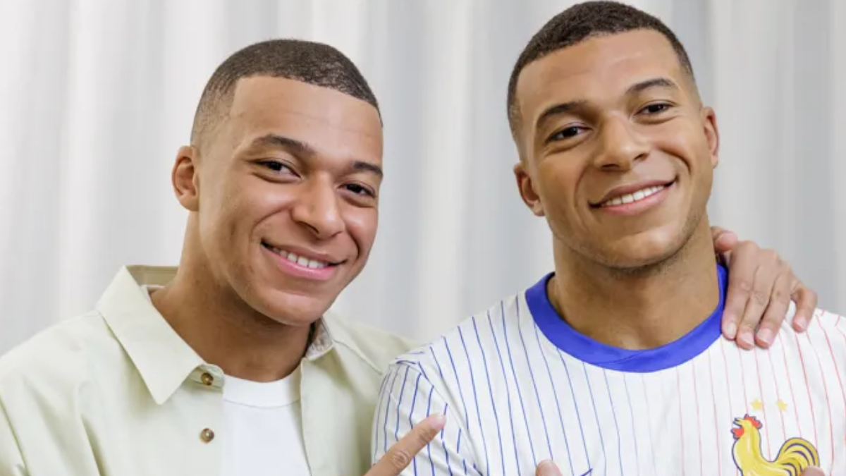 Un reconocimiento a su exitosa carrera como futbolista y su influencia en la cultura deportiva.