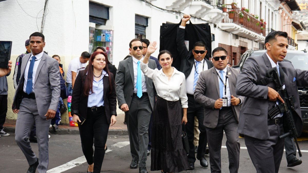 La vicepresidenta Verónica Abad perdió sus derechos de participación con sentencia del TCE.