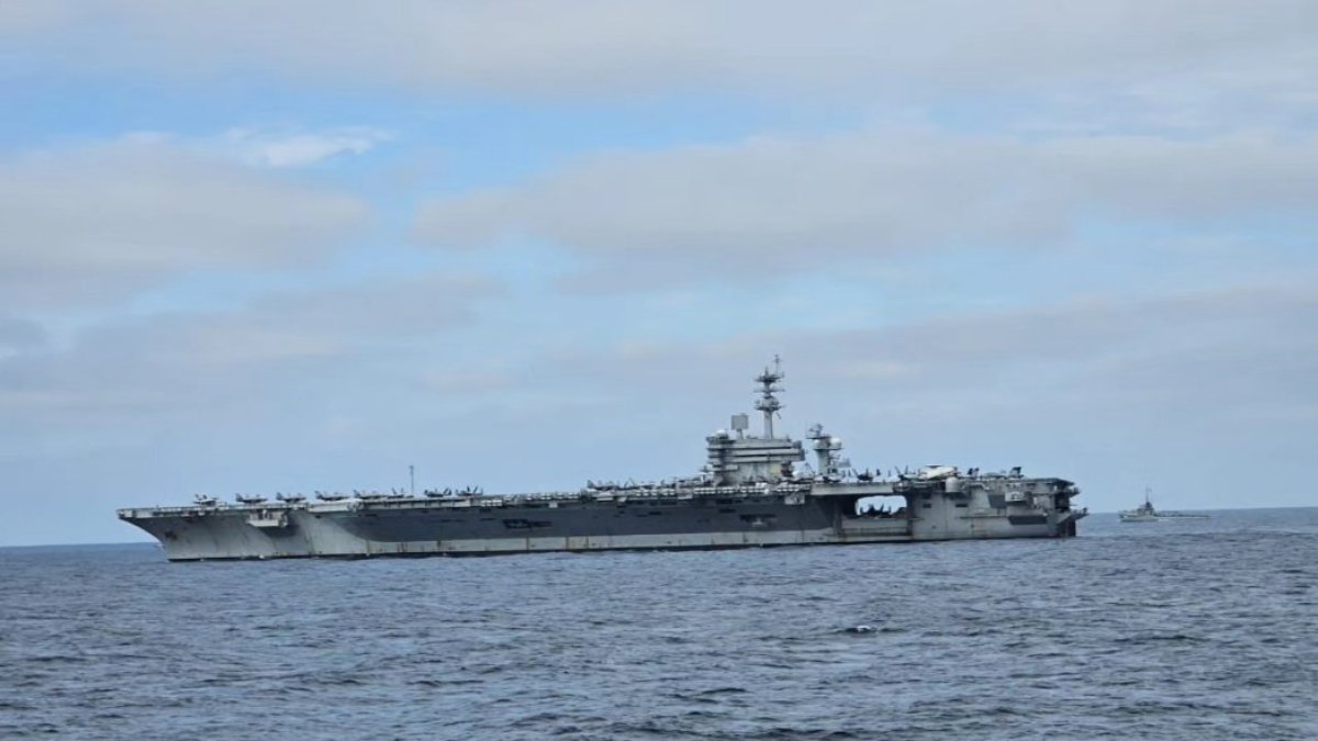 Imagen referencial para graficar este artículo sobre la eventual llegada de tropas de Estados Unidos a Ecuador. La foto corresponde de un portaviones de E.E. U.U. en aguas ecuatorianas, el año pasado.