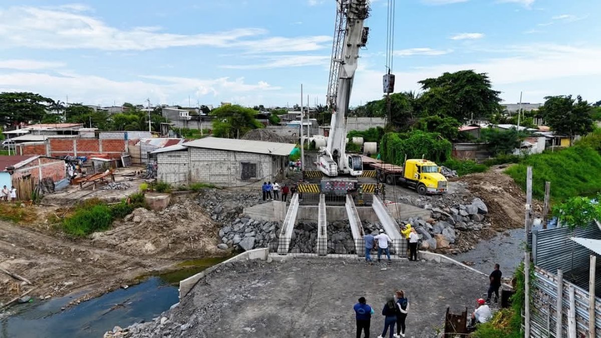 Obras. Se espera que las estructuras ayuden una veintena de barrios.