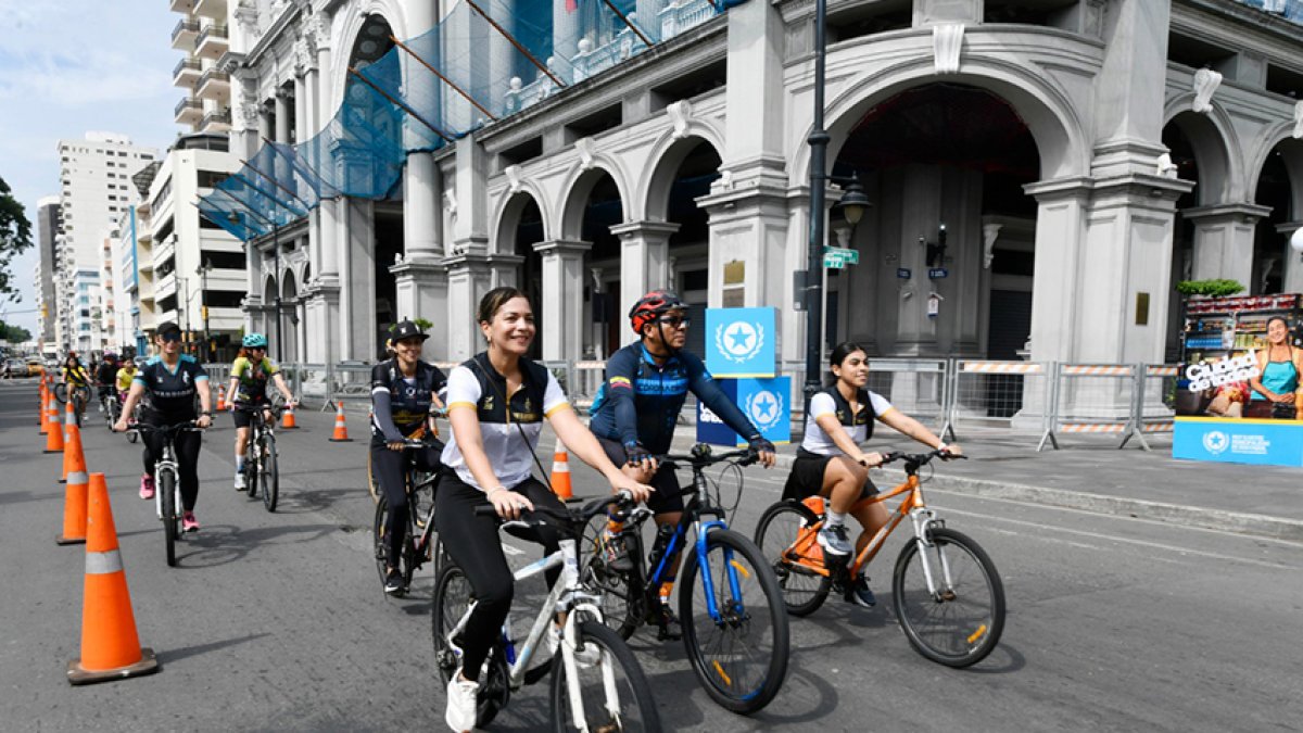 Varias calles de Guayaquil se mantienen peatonales durante parte del día