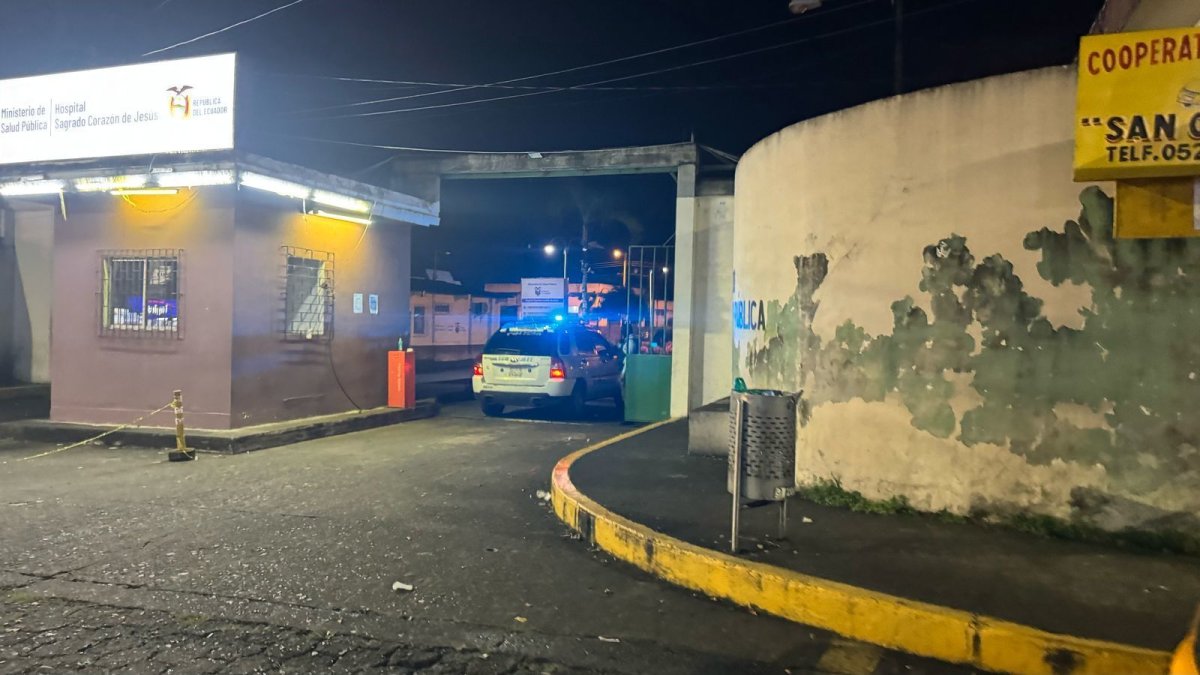 Operativo. Un grupo de uniformados ejecutó la búsqueda de sicarios.