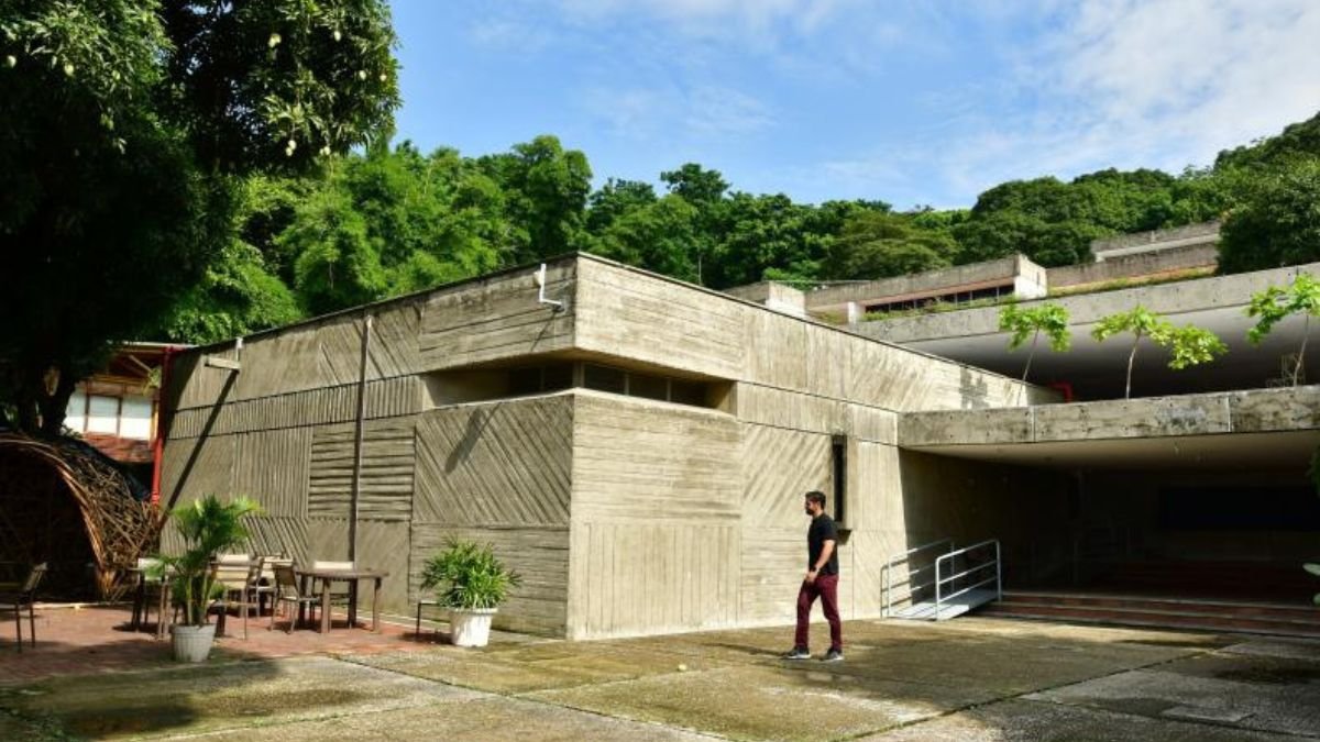 Edificio. Las edificaciones de los años 70 son consideradas brutalistas porque muestran el desarrollo económico y social.