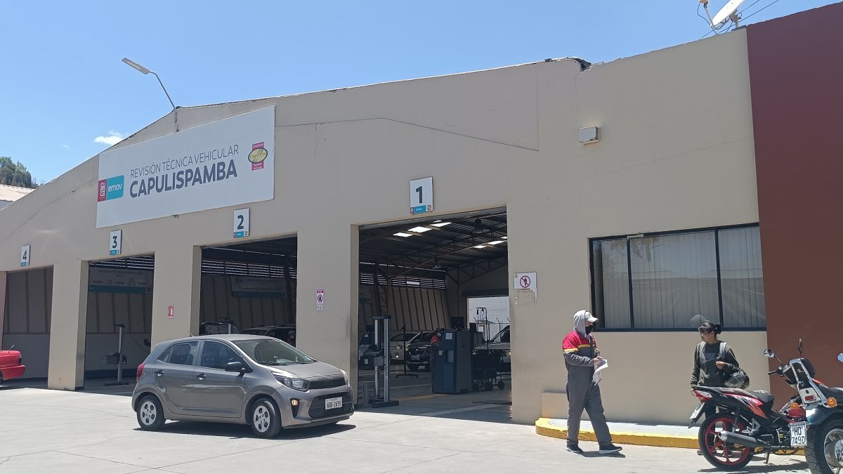 Este mes deberán cumplir la RTV los vehículos cuya placa termine en el dígito 3.