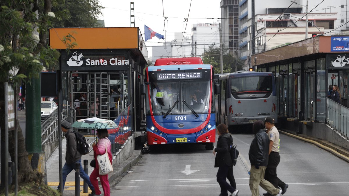 El lunes empezaron a circular cuarenta y seis nuevos troles.