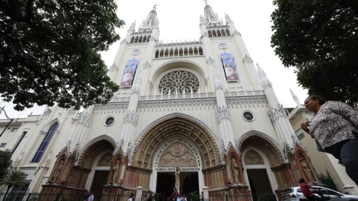 La catedral de Guayaquil ofrecerá misas.
