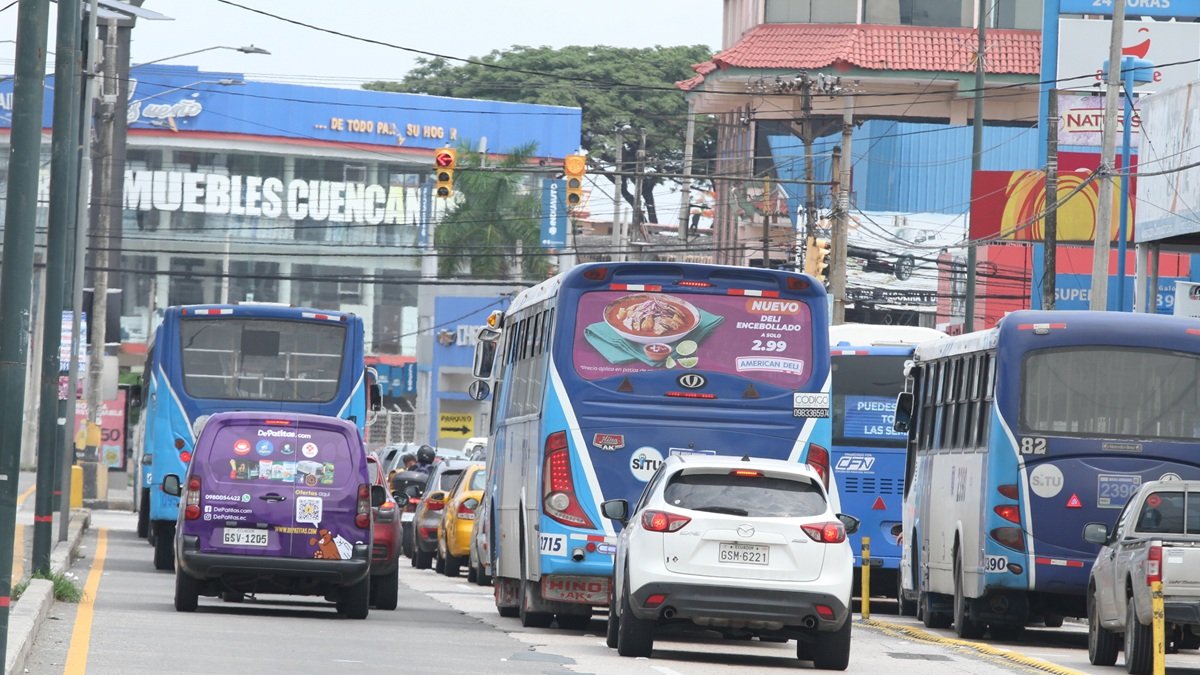 Dos líneas de buses del Sistema de Transporte Urbano (SITU) saldrán de circulación en Guayaquil a finales de abril.