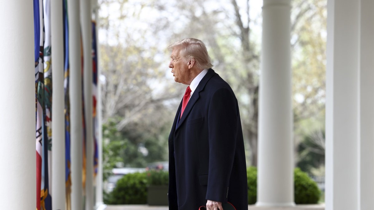 Donald Trump este 2 de abril.