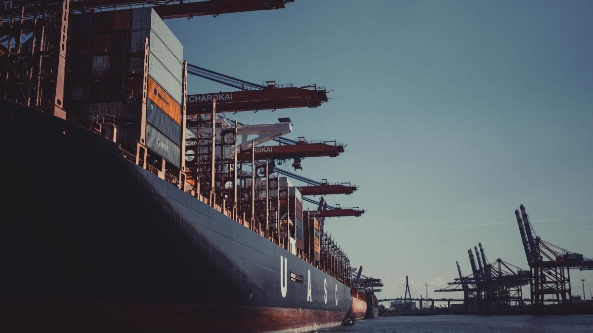 Aranceles. Varios productos ecuatorianos de exportación asumirían el nuevo arancel del 10% que ha puesto Estados Unidos.