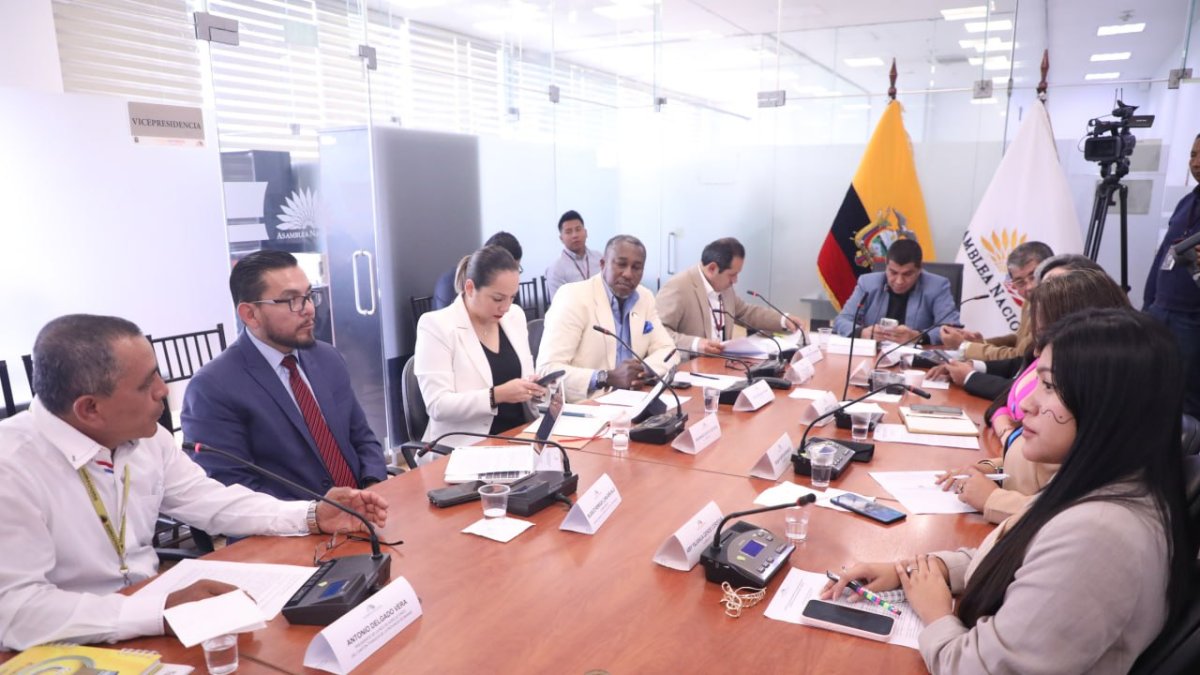 La Comisión de Soberanía Alimentaria de la Asamblea Nacional.