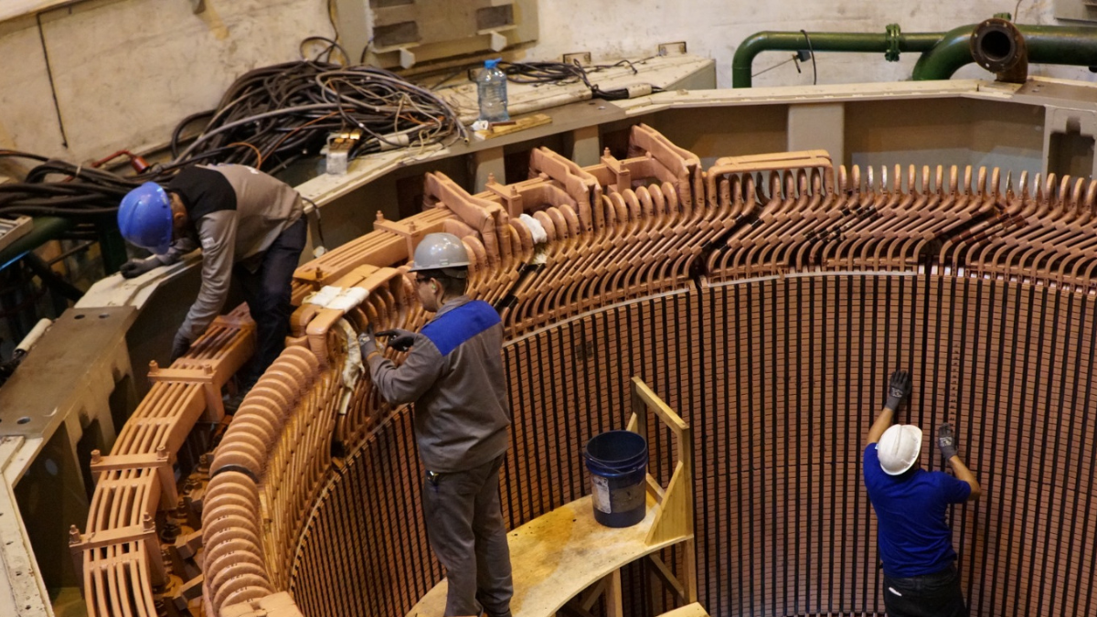 La Corporación Eléctrica del Ecuador concluyó el mantenimiento mayor de la Unidad de Generación 3 de la Central Molino, del Complejo Hidroeléctrico Paute, el 18 de marzo del 2025.