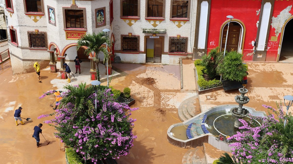 Chaguarpamba, severamente afectado por intensas lluvias, enfrenta deslizamientos, viviendas colapsadas y vías bloqueadas.