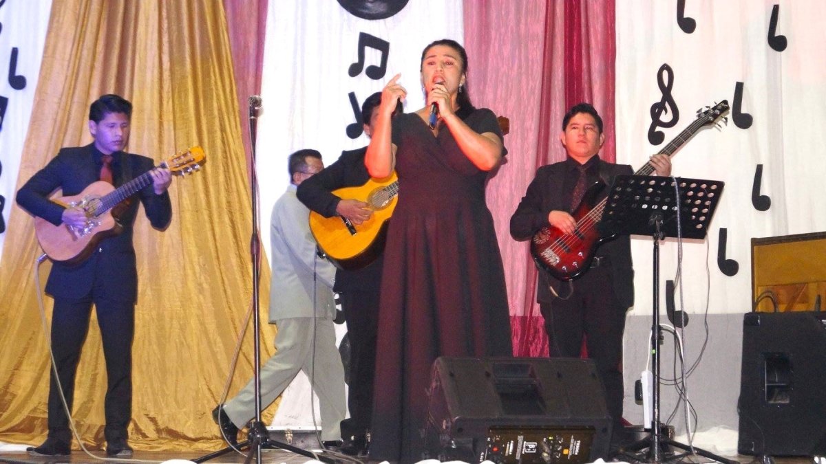 Fátima Castellano, impulsa la música tradicional con un nuevo álbum inédito.