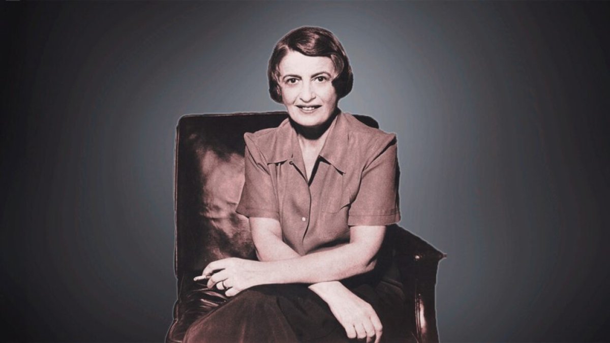 Ayn Rand, fue una filósofa y escritora rusa, nacionalizada estadounidense.