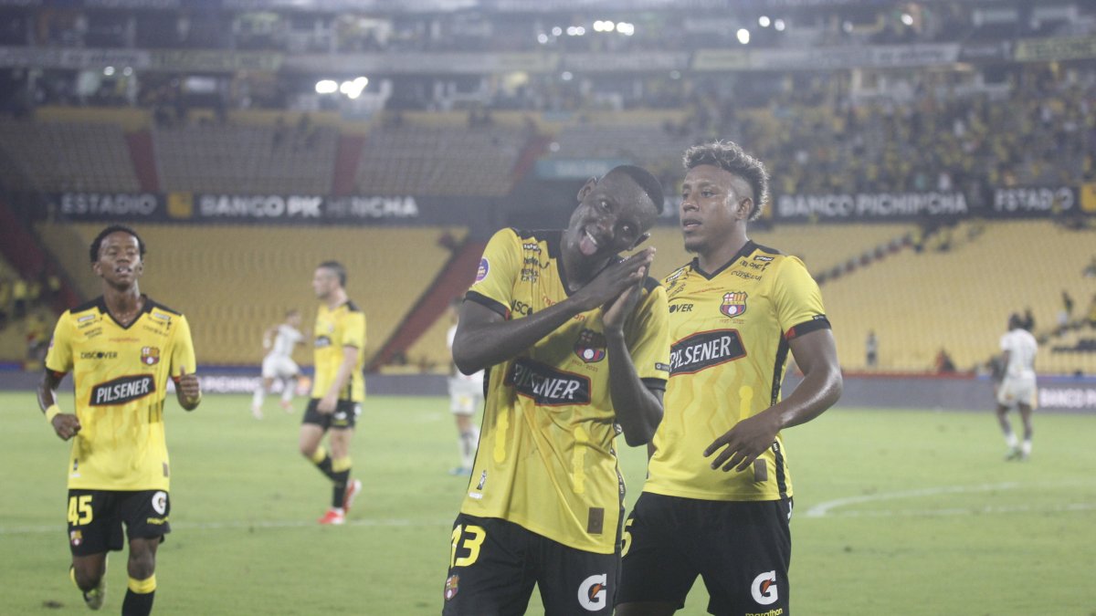 Barcelona SC lidera la tabla de posiciones de la LigaPro 2025.