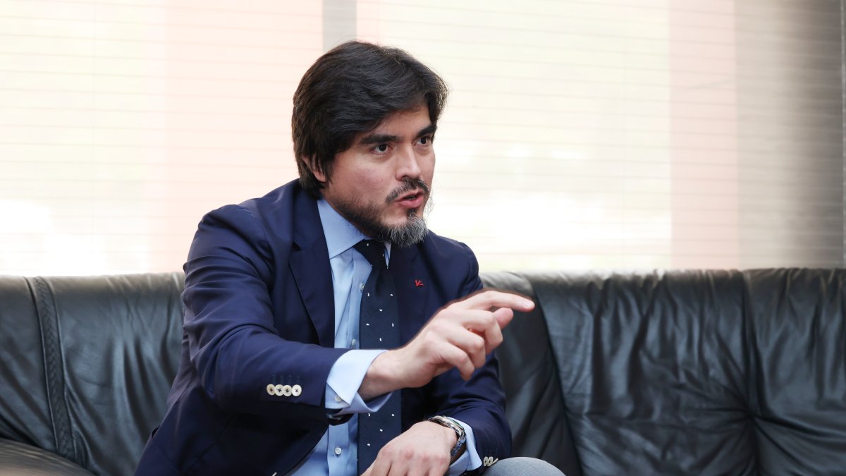 El exembajador de Ecuador ante la ONU y ministro de Gobierno, José De La Gasca.