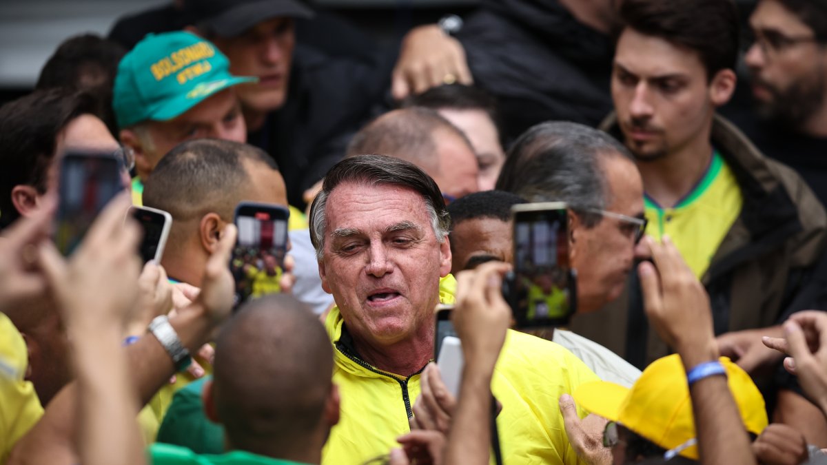 El expresidente de Brasil, Jair Bolsonaro, participó en una manifestación este 6 de abril, en Sao Paulo.