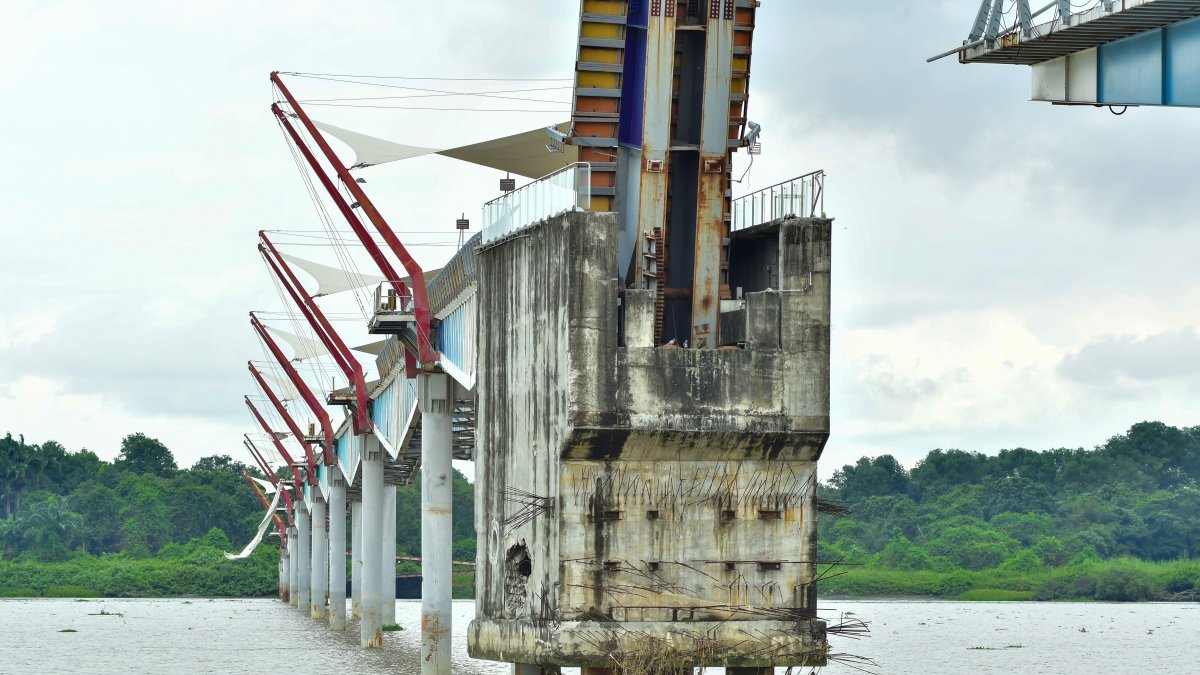 Solo el tiempo pasa ahora por el puente Durán-Santay.