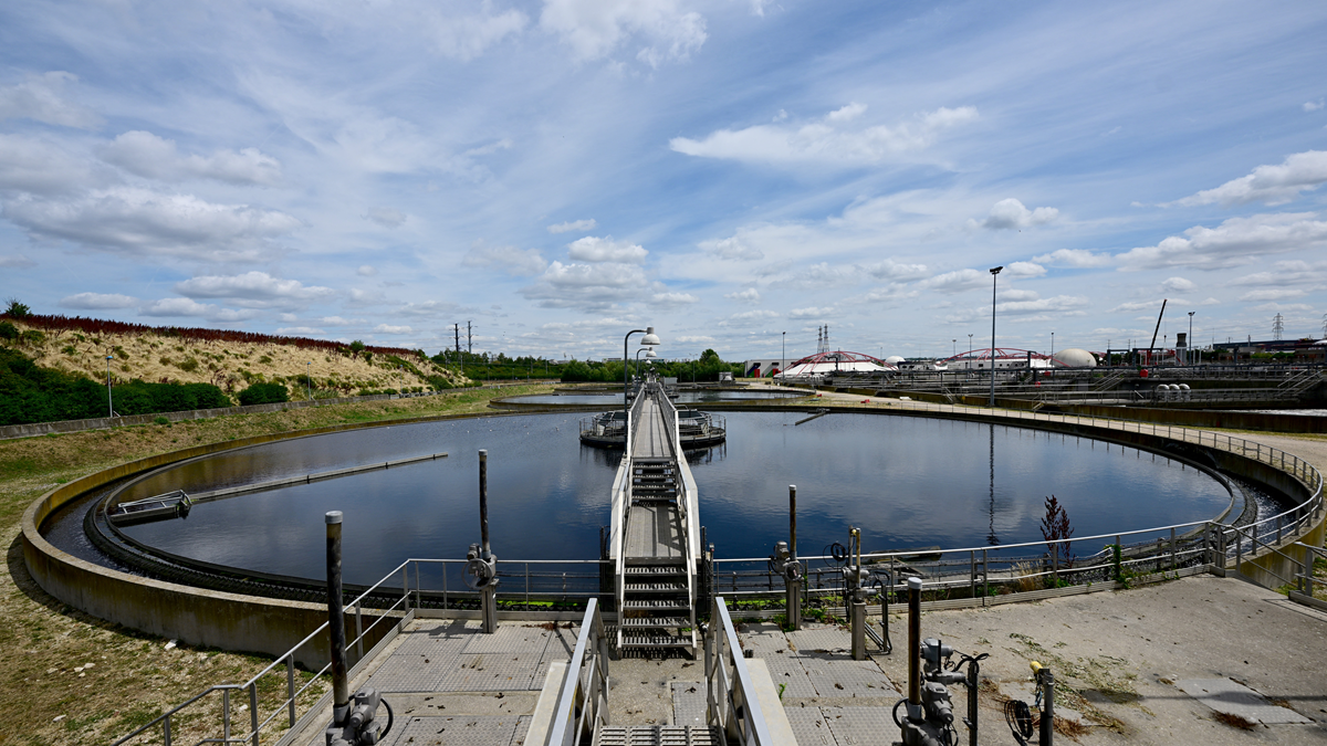 Planta de tratamiento de aguas residuales Seine-Valenton del SIAAP (Sindicato Interdepartamental para el Saneamiento de la Aglomeración Parisina), ubicada en Valenton, al sureste de París.