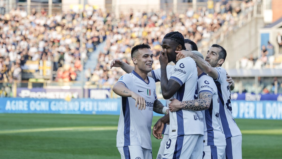 Inter de Milán visita a Bayern Múnich en la Champions League 2024-25.