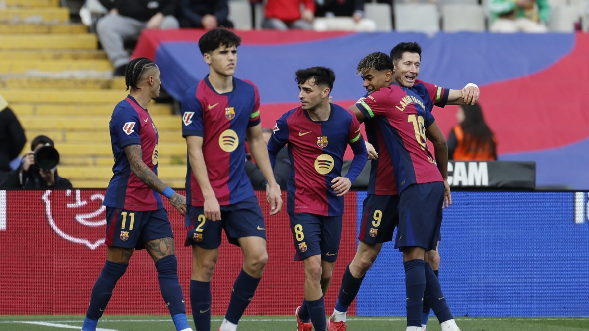 FC Barcelona busca llegar a la semifinal de Champions League 2024-25.