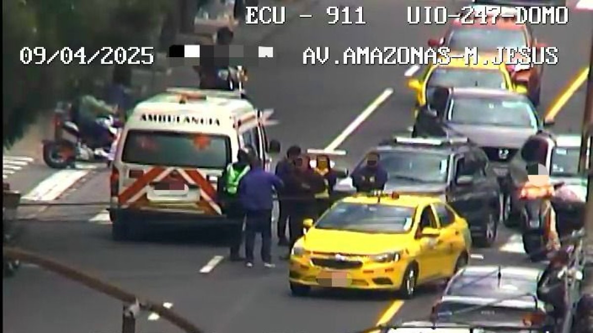 La av. Mariana de Jesús y Amazonas se inhabilitó parcialmente.