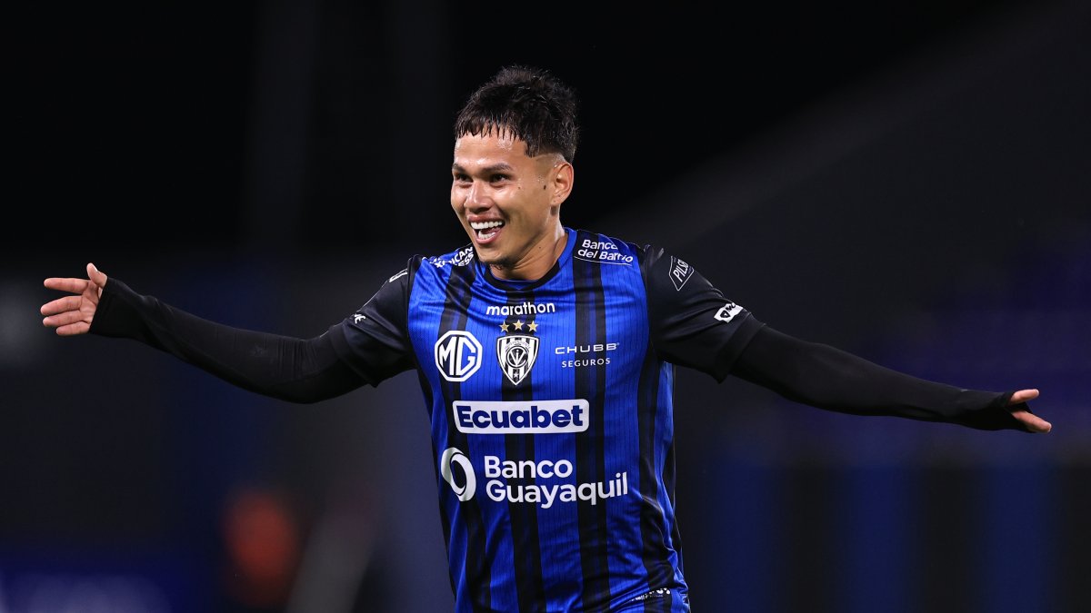 Jordy Alcívar festeja tras marcar el tanto de la victoria de Independiente del Valle.