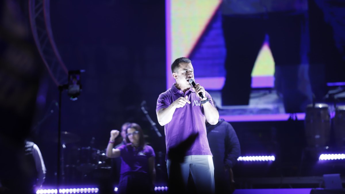 Daniel Noboa hizo un cierre de campaña en el Coliseo Rumiñahui, en Quito.