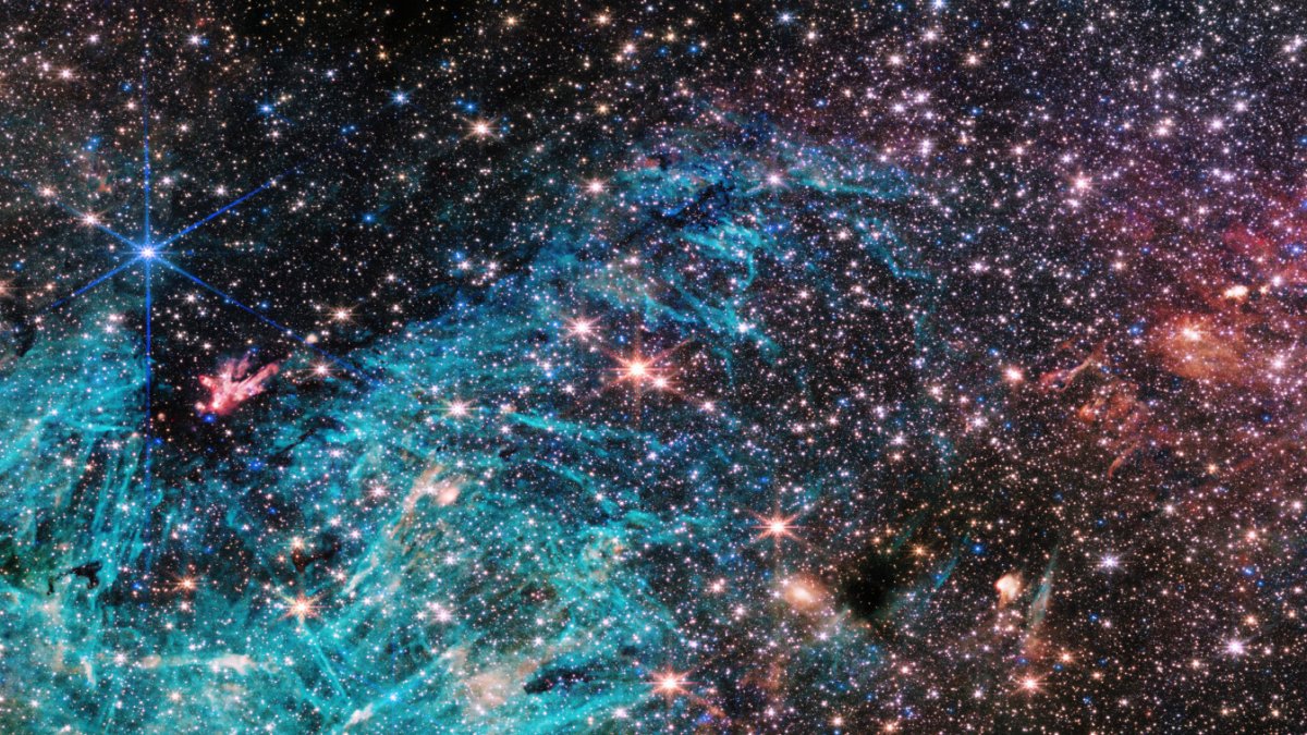Una galaxia típica forma estrellas mediante la absorción y concentración de gas,