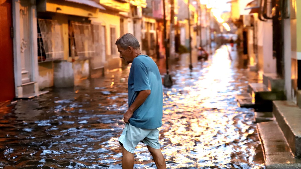 Las inundaciones complican la movilidad de los ciudadanos.