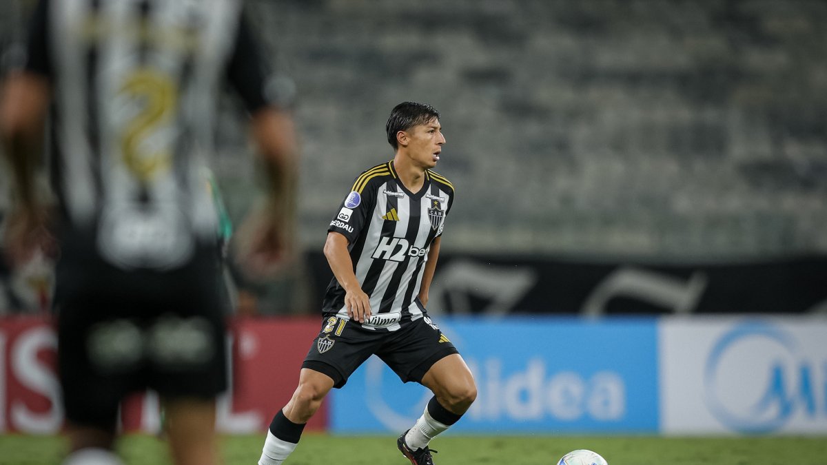 Alan Franco fue titular con el Atlético Mineiro ante Deportes Iquique.