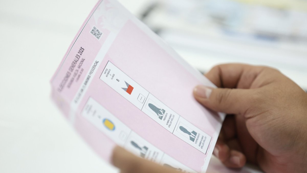 Diseño de la papeleta para estas Elecciones de segunda vuelta en Ecuador.