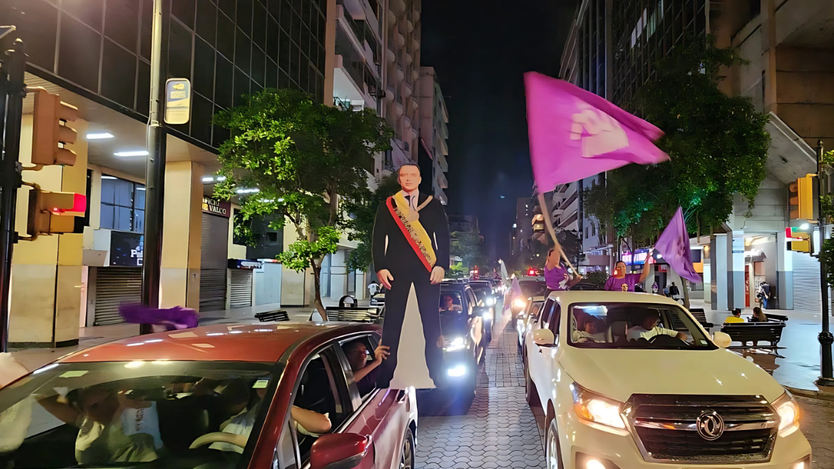 Guayaquil celebra la reelección de Daniel Noboa.