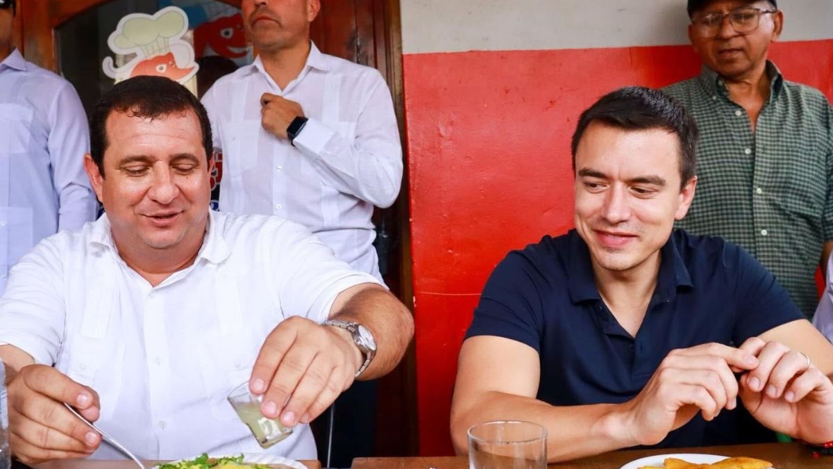 Leonardo Orlando, prefecto de Manabí, y Daniel Noboa.