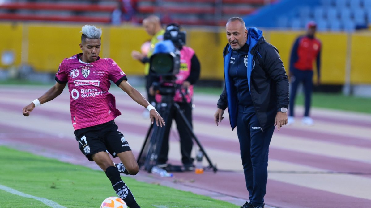 Aron Rodríguez (i) fue la figura del compromiso ante El Nacional.