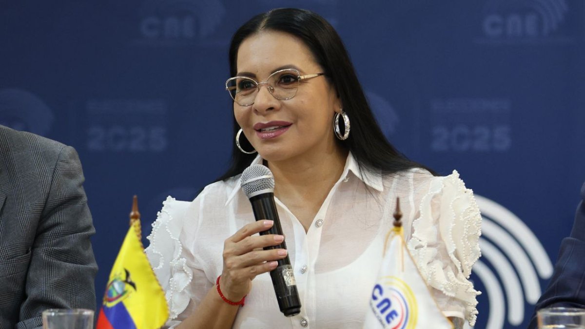 La presidenta del Consejo Nacional Electoral (CNE), Diana Atamaint.