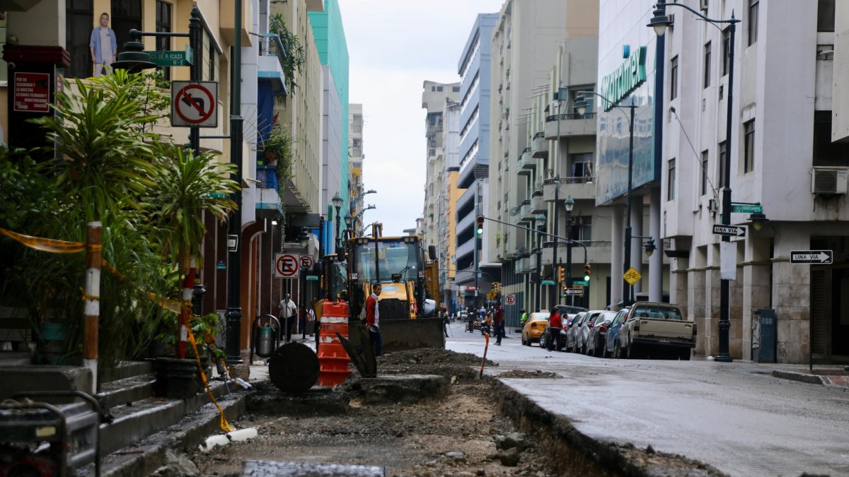 Algunas calles del centro permanecen cerradas, de forma parcial o completa, desde el pasado 14 de abril.