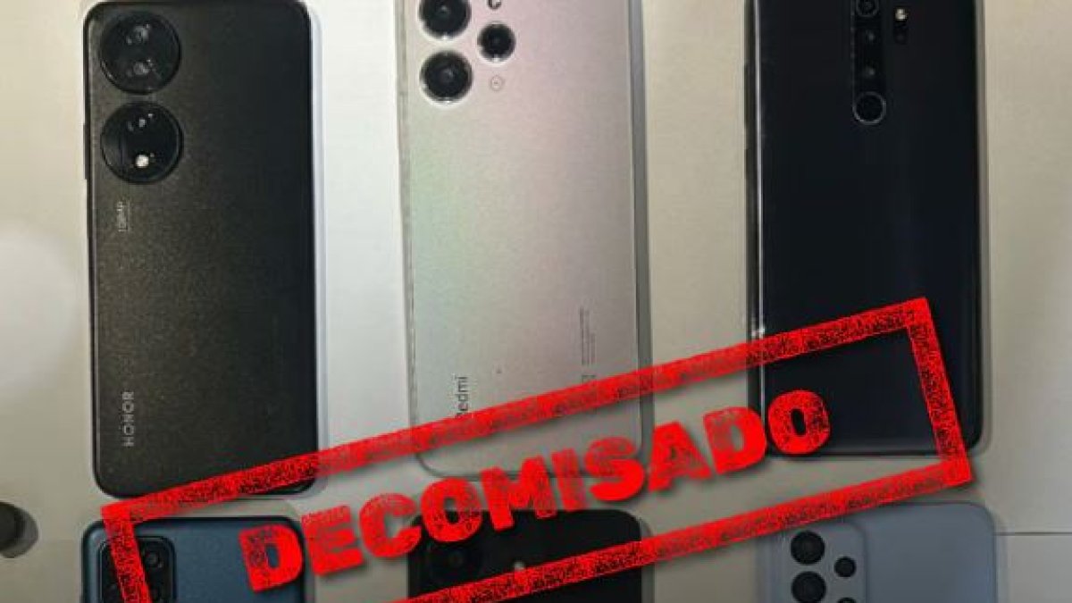 La Policía recuperó celulares que fueron sustraídos tras el robo en los buses de Quito