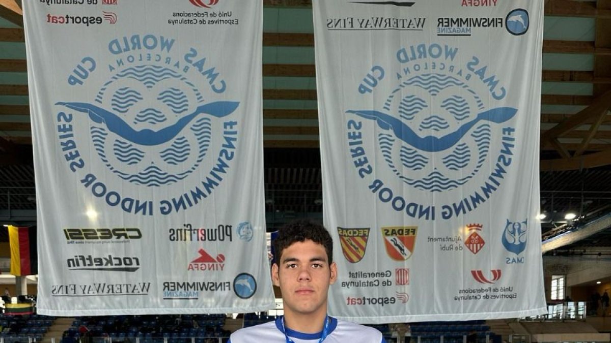 Mauricio Gómez Jalil con 1 de los 3 bronces mundiales ganados.