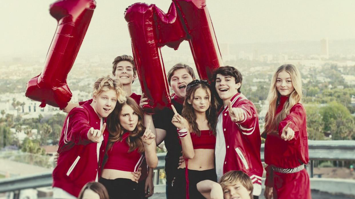 Con solo tres episodios, Malas influencias superó a Adolescencia como la serie más vista en más de 30 países.