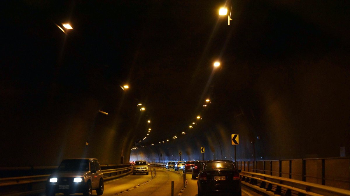 El tránsito del túnel Guayasamín se suspenderá durante 13 horas durante el feriado, por trabajos que ejecutará el Municipio.