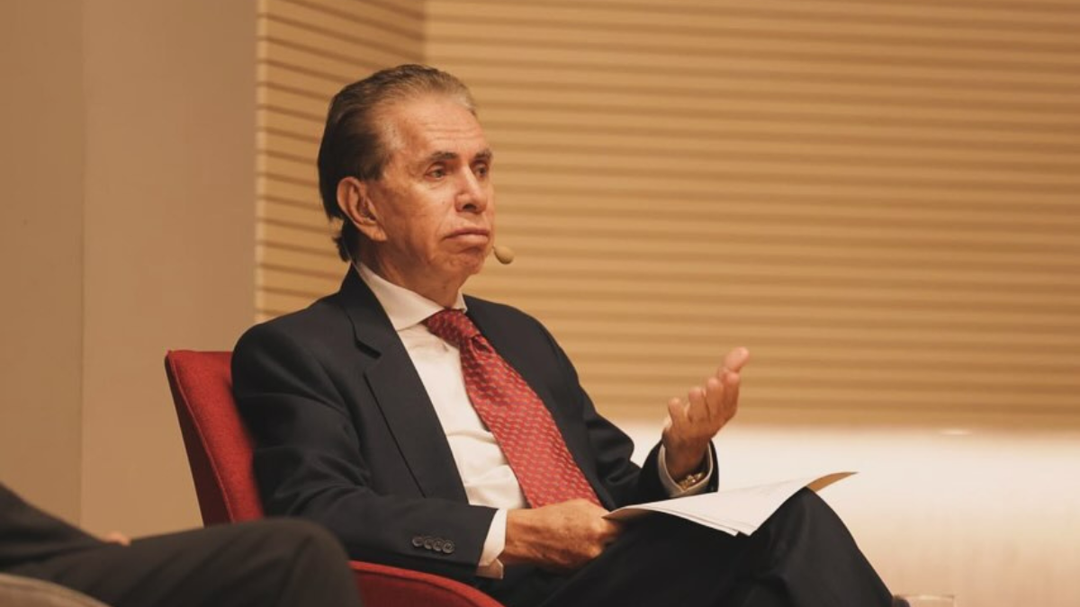 Don Alfonso Espinosa de los Monteros compartió su mensaje al presidente electo desde su cuenta de Instagram.