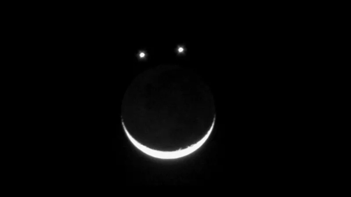 Venus, Saturno y la Luna formarán una “sonrisa” en el cielo durante la madrugada del 25 de abril, visible sin telescopio desde casi cualquier lugar del mundo.