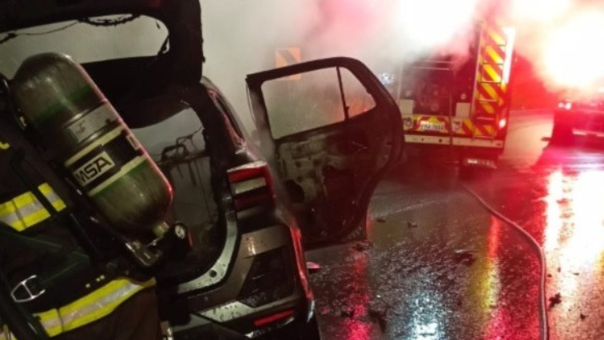 Una persona perdió la vida tras el choque de un auto y una moto, en la vía Calacalí - Nanegalito.