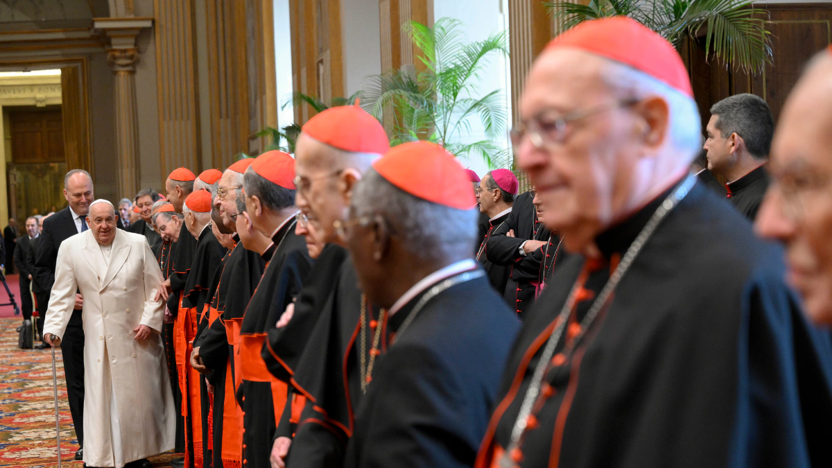 La votación en el cónclave, que podría dar paso a un papa de África, Asia o América, reflejando la globalización de la Iglesia.