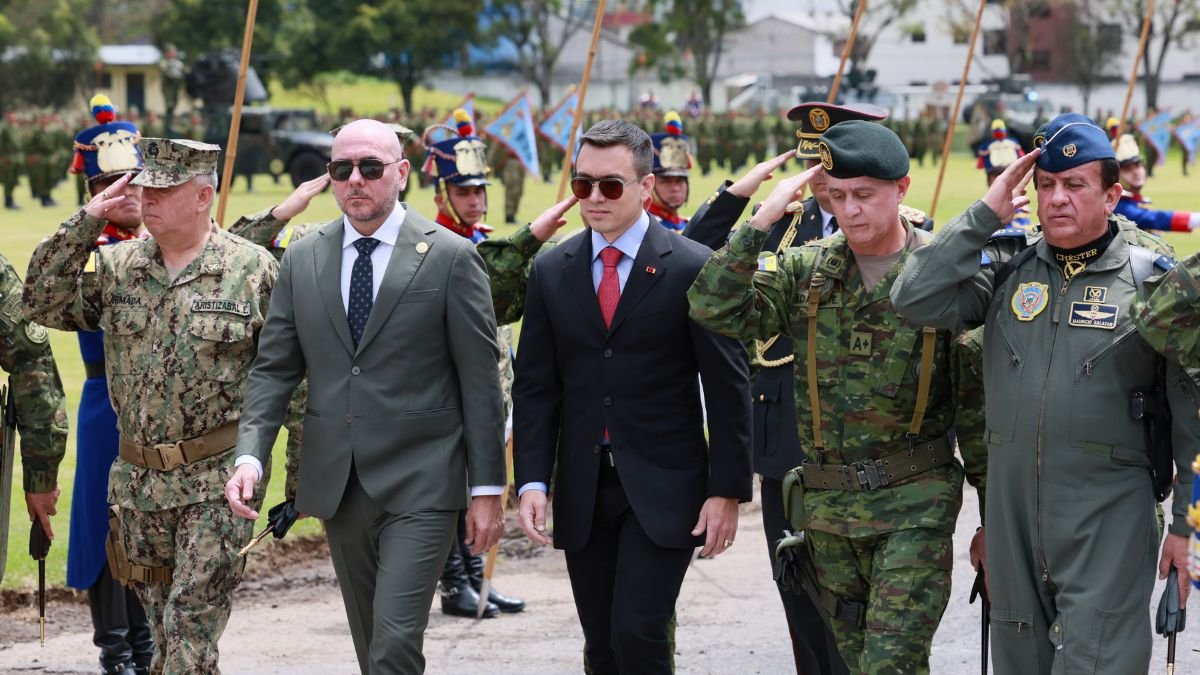 Imagen referencial. El presidente Daniel Noboa durante la convocatoria de reentrenamiento Vanguardia 2024.
